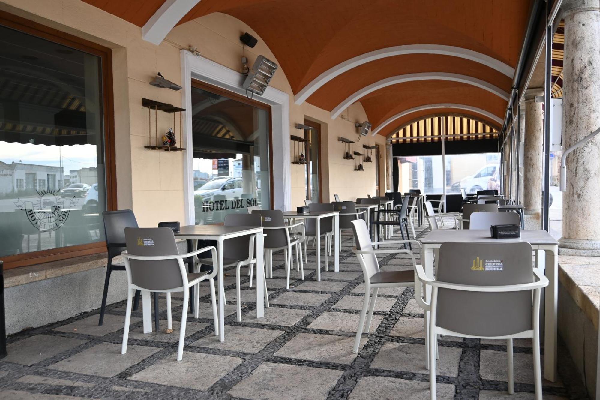 Hotel Del Sol موتايلا ديل بالانكار المظهر الخارجي الصورة